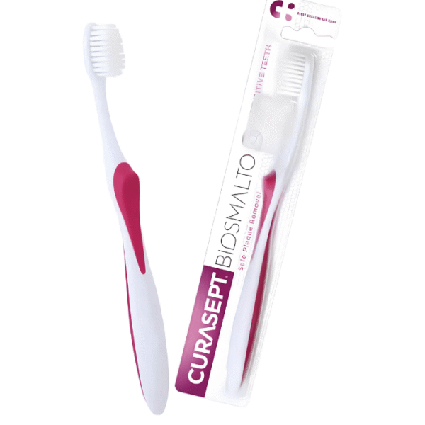 Curasept Biosmalto Sensitive Teeth Brosse à Dents Douce pour Dents Sensibles
