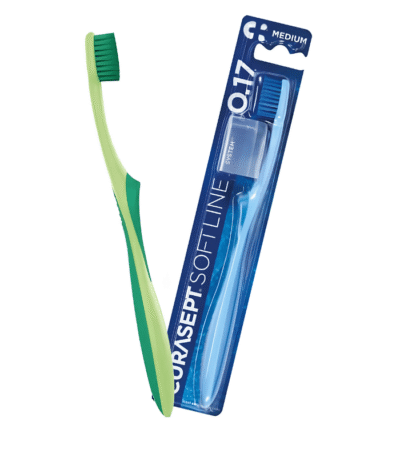Curasept Softline 0.17 Medium Brosse à Dents Verte pour Brossage Quotidien